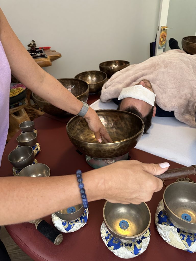 Tibet Sound Bowl Healing with Olga Munari during a session